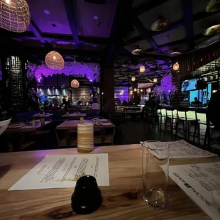 sushi and sashimi, interior