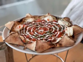 Mister O1 Extraordinary Pizza