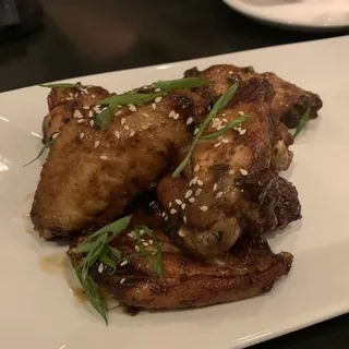 Honey Siracha Wings