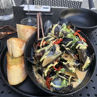 MUSSELS