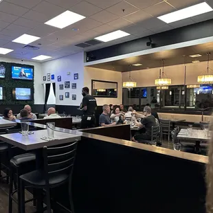sushi and sashimi, interior