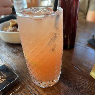 Pinky's Up Vodka Lemonade