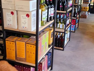 Off the Rox Wine & Beer