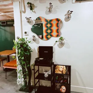 sushi and sashimi, interior