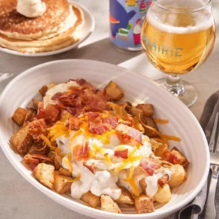 Smothered Breakfast Bowl from Society's Brunch Menu at Tiger Hill in Broken Arrow