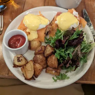 Eggs Benedict