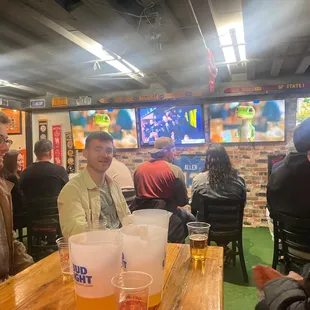 Great drinks, great place to watch sports