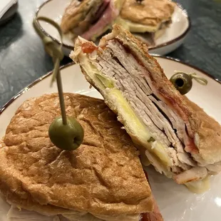 Cuban sandwich