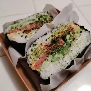 Spam onigirazu