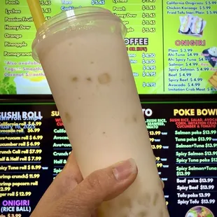 Lychee Smoothie w/Crystal Boba; IG: @katzlundell