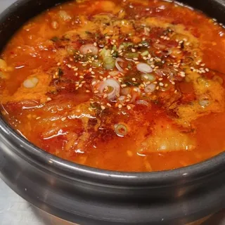 Kimchi Jjigae