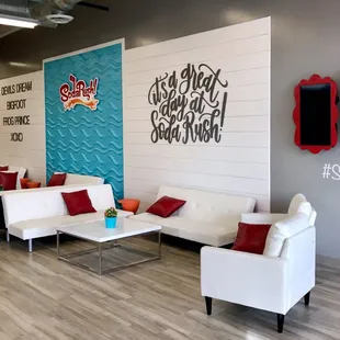 Great space to meet friends!