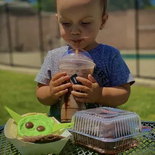 Yoda and Wookiee cookie, not your rookies chocolate milk and choc cinnamon roll