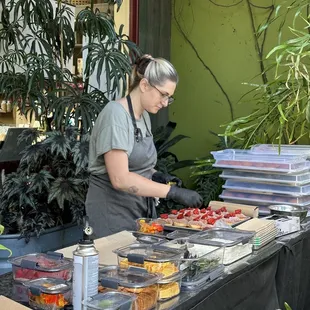 Fresh ingredients. Assembled on location.