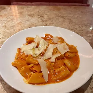 Spicy Rigatoni Alla Vodka