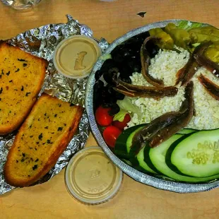 Sofia Salad (comes with bread)