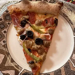 Veggie pizza with sausage