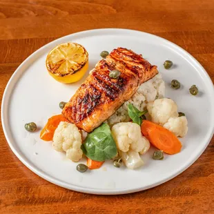 grilled seafood, fish, grilled fish, food, seafood