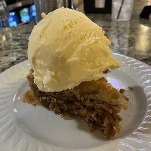 Baklava sundae