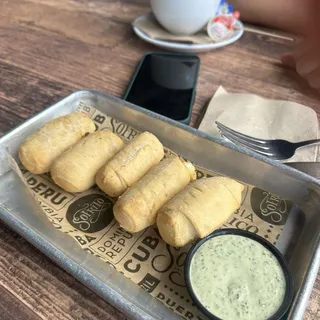 Mini Tequeos
