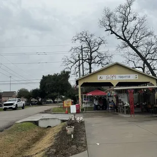 A few "parking lot" spaces, but quite a bit of street parking too.