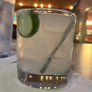 El Pipino! Nice stiff drink.