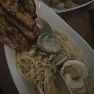 Linguini and clams