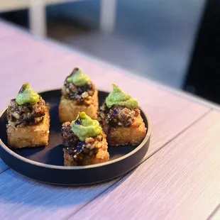 Eel crispy rice - delicious!