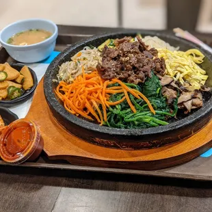 Beef dolsot bibimbap