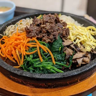 Beef dolsot bibimbap