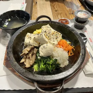 Dolsot Bibimbap
