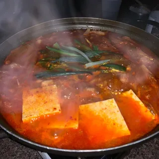 S2. Kimchi Jjigae