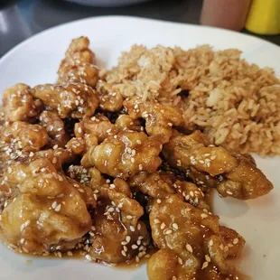 Sesame chicken with fried rice