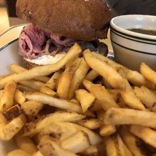 Warm Roast Beef Sandwich