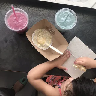 Tropical Pitaya Bowl