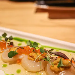uni scallop crudo!!