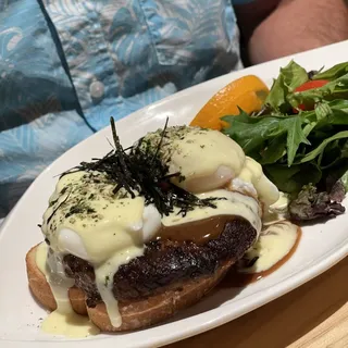 Loco Moco Benedict