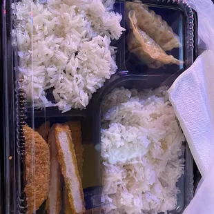 Extremely dry and expensive for rice and 5 pieces of chicken ridiculous very disappointed it costed 17$