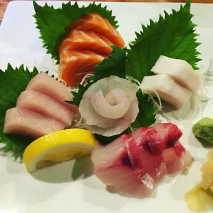 Assorted Sashimi (Debbi Style)