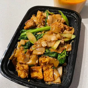 Pad See Eew tofu