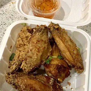 Thai Crispy Chicken Wings