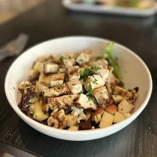 Apple Walnut Salad with Chicken