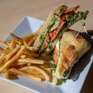 CAPRESE SANDWICH (VF)