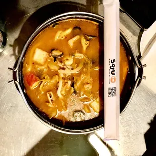 Spicy Noodle with Seafood