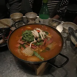 Kimchi Jjigae