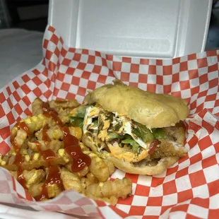 Fry bake and catfish with fries .