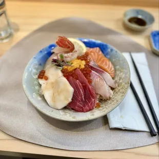 Deluxe Chirashi