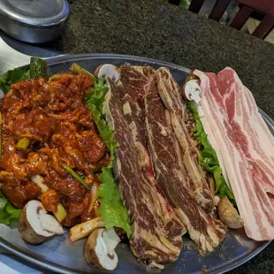 Spicy pork, short rib (4 pcs/order), thick sliced pork belly. Yummy yummy