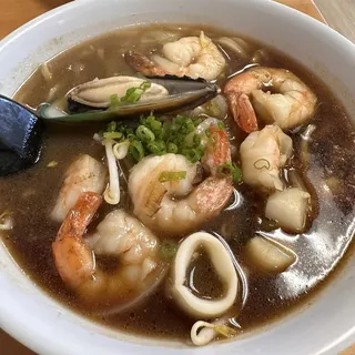 U1. Seafood Udon