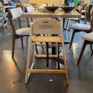 Kid friendly high chairs